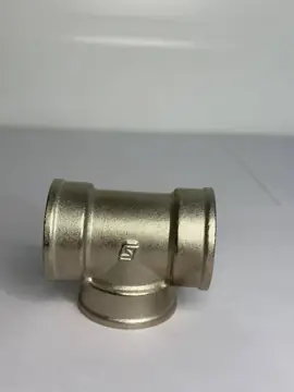 Тройник 1" FF равный